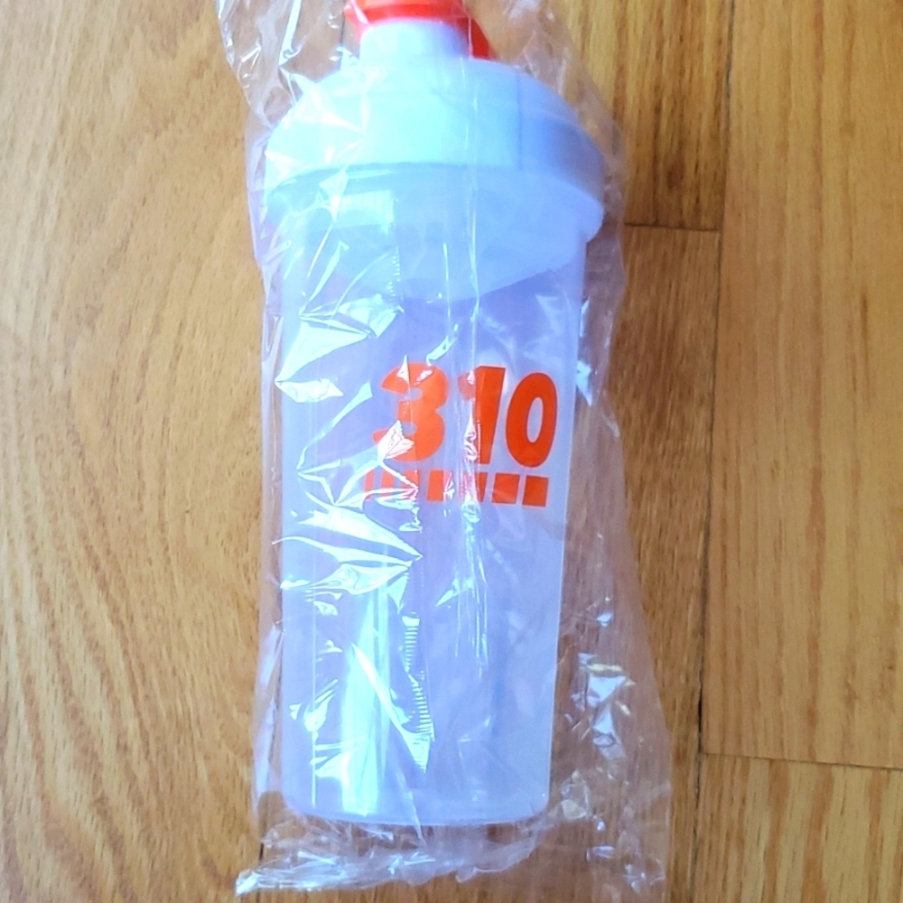 310 Nutrition Blender Cup NWT